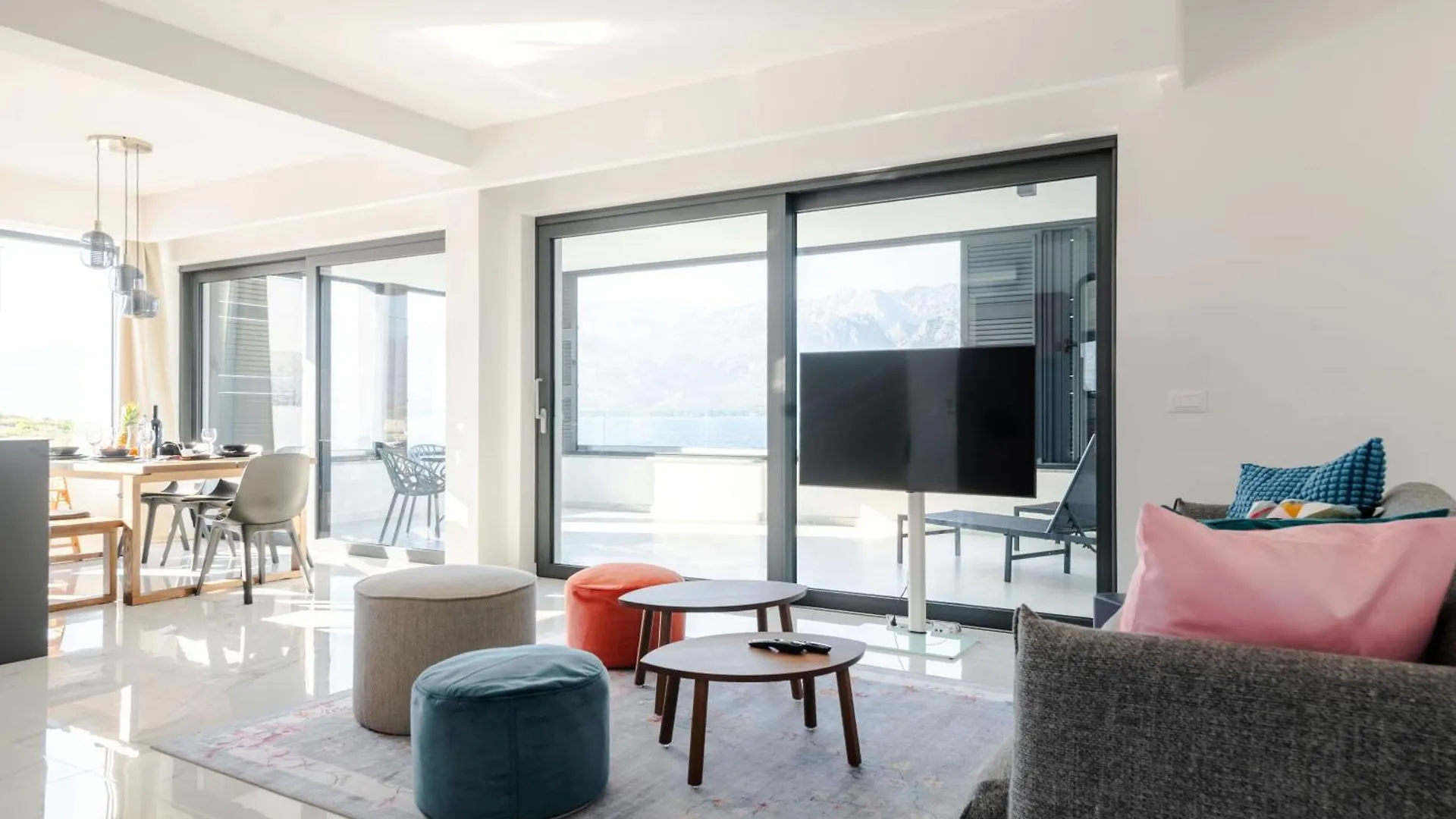 Luxury Beachfront Penthouse Apartment With Whirlpool And Spacious Rooftop Terrace, فينجيراك كرواتيا